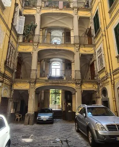 Your Home In Napoli